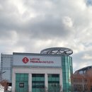 프리미엄아울렛 앞 횡단보도 | [김해 여행]김해 장유 롯데 아울렛 맛집"테판프로젝트" 그리고 위키드 트리