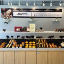 신호사 | 부산 강서구 빵집 카페 물랑 , 밤폭탄급 밤식빵 맛집