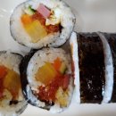 공룡김밥 이미지