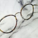 끼안경원 이미지