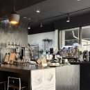 강동역 겉바속촉 휘낭시에와 직접 로스팅한 완벽한 커피가 있는 곳, 러스터앤코(LUSTRE&CO) 후기