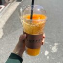 카페 모퉁이 이미지