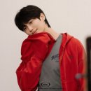 위버스 - 강북구 | [덕질공유] 심장 멎음 주의! 변우석X나이키 문슈 화보 비하인드 포토 위버스 후기