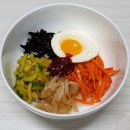 비빔밥에 이것을 넣어 감칠맛 10배 비빔밥레시피 이미지