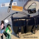 샀지-니 | Matin Kim Bag | LONDON SHOULDER BAG IN BLACK | 런던숄더백인블랙 | 디자이너 브랜드 가방...