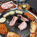 싹쓰리 솥뚜껑 김치삼겹살 이미지