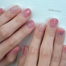 네일 트렌드 따라잡기 이미지