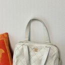 백년세탁소 | [대전 잘신고] 흰색 샤넬백 명품가방 배송 세탁 후기