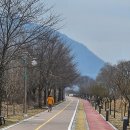 북한강 자전거도로 공중화장실 이미지