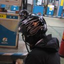 스파이더맨 주유소 이미지