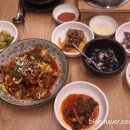 홍송우렁쌈밥