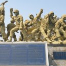 육탄10용사 충용탑 이미지