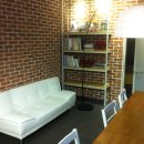 호스텔 케이팝 이미지