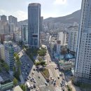 윤흥신장군동상 앞 이미지