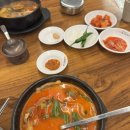 비에이치씨(BHC)치킨 & 큰맘할매순대국 제천바이오밸리점