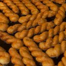 오빠가만든한끼&만두 | ‘오늘N’ 찹쌀도너츠, 오빠가만든한끼만두 수유재래시장점 맛집 위치 새우만두 꽈배기 메뉴 가격...