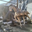 말조형물(동상) 이미지