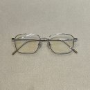 스퀘어 안경 이미지