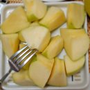 푸른농원 | 가을과일추천 꼭지 달린 청송사과후기 푸른별농원 산지직송 아삭달콤한맛 황금사과