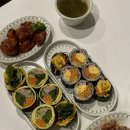 [홍대맛집] 연남동김밥 + 닭강정 조합 미쳤던 보스김밥 후기 🍙🍗🖤