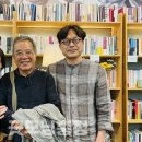 가문비나무아래 이미지