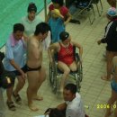 2006년 수원 새천년 수영장_장애인 수영대회에서 한컷^^ 이미지