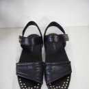 BELLY BOTTON / Stud Leather Sandal / 260~270 이미지