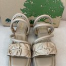 로렐라인 | 🌿 엄마가 사준 인생샌들! 부드러운 가죽감에 반한 로렐 투웨이 셔링 샌들 후기 💖