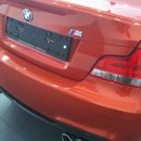 BMW 1M VO가 내품에 이미지