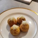 골목길 식당 이미지