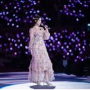 아이유, 신곡 ‘바이 썸머’로 멜론 차트 1위! 여름을 닫다..멜론·벅스·지니 싹쓸이!