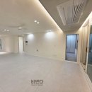 코오롱아파트정문(15220) | 길음 뉴타운 래미안 6단지 40평 리모델링 후기 l 거실, 중문, 화장실, 주방, 현관, 욕실, 인테리어 l...