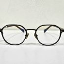 봄 안경원 이미지