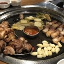 고기 굽는 남자 이미지