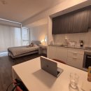🟣🟣 다운타운 넓은 배츌러 유닛 세입자 찾습니다! 🟣🟣 435 sqft 이미지