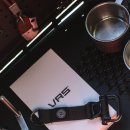 와일드PC | 야외에서도 스타일리시하게 카즈미&amp;베루스 블랙와일드 그래피티 스마트폰 케이스