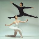 라인댄스&성인발레 이미지