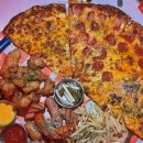 몽몽이펍 | 홍대 피자 맛집 레이몬드 홍대점 미국식 피맥 맛집 추천