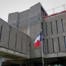 Juger à côté d’une prison, un risque pour les droits de la défense 이미지