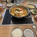 군산 맛집) 최종희 부뚜막 디오션 점 제가 먹어본 김치 전골이 여기가 제일 맛있는 것 같아요 ^^