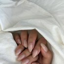 (주)지구약품 | 수완지구네일 봄블리네일에서 깔끔한 글리터네일했어요!