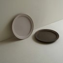 플레이트비(Plate B) | 공기 2024 B-grade 세일ㅣRim Oval Plate(L) 코퍼브라운｜림 오벌 플레이트 LㅣShort Plate 스톤베이지