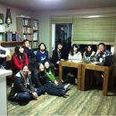 하늘빛으로 물든새 이미지