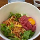 고모네식당 | 관악구 고모네식당: 육회와 비빔면의 환상적인 조화