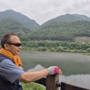 김유정 동상 이미지