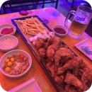 나비호프 - 북구 | 망월사역 호프집 분위기도 맛도 화려한 훌랄라참숯바베큐치킨