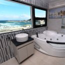 푸른바다와 캠핑 이미지