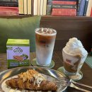 건대 커피 디저트 맛집 베트남 콩카페 코코넛스무디 크루아상 후기