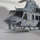 아카데미 1/35 UH-1Y 베놈 이미지