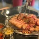 흑돼지연탄구이 이미지